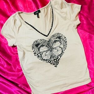 Butterfly Crop Tee🖤